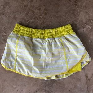 Yellow and white striped lululemon skirt💛